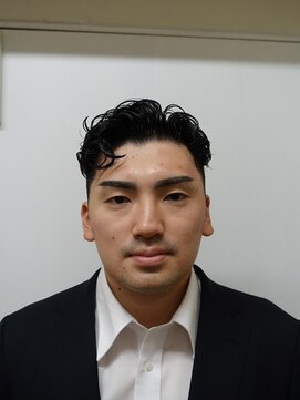 メリケンバーバーショップ トーキョー(MERICAN BARBERSHOP TYO) ツーブロックパーマ