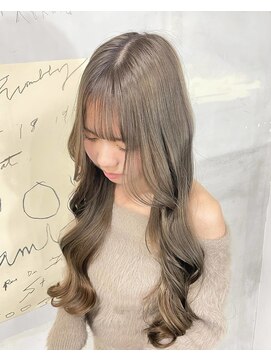 マーシー(MAAAAAC) 王道グレージュ