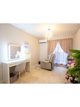 川西エリア初のヘアメイクサロン「emii」。特別な日も、何気ない日も、大人女性の“綺麗”を叶えます♪