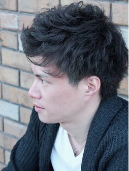アモウ美容室の写真/様々なメンズスタイルに対応しています!扱いやすくライフスタイルになじむヘアスタイルで好印象をプラス♪
