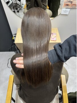 モク 立川(moc) 韓国風レイヤーカットブリーチダブルカラー前髪