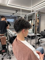 ラヴィット 横浜店(LUVIT) テーパーフェードセンターパート