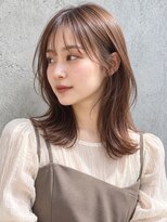 サニー(Sunny) 顔まわりレイヤー×ミディアム×カシスブラウン