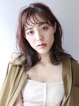 ザビー(THE B) 【本八幡 The B】束感で見せるウェットミディ