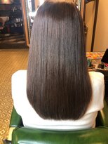 ロイ プラスアティック(roi ＋attic)&nbsp;谷町六丁目異空間美容室◆毛髪診断士◆髪質改善◆似合わせカット