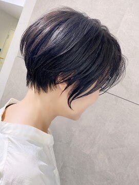 マグ ギンザ(mag ginza) 絶壁カバー◎ひし形くびれショート