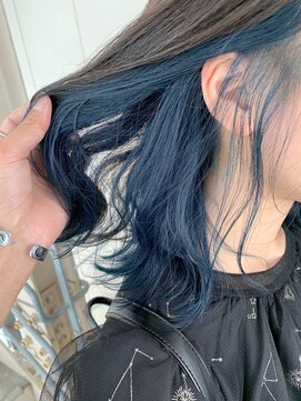 ジーナ 渋谷駅前(Zina) 【Zina 渋谷】インナーブルー×フリンジウェーブ