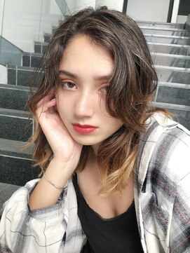 アイティー バイ アルバム 中野店(IT by ALBUM) ゆるウェーブロング_クールショートピンクベージュボブルフ_8036