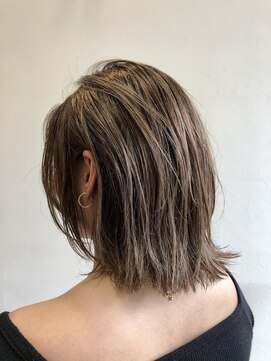 ペネロープ(Penelope) ［新宿］ハイライト/ショート/ハイトーン