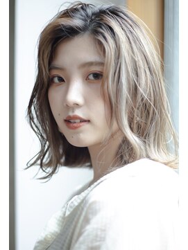 ブロッサム 成増店(Blossom) Blossom《成増/髪質改善/縮毛矯正/ケアブリーチ/艶カラー》