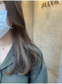 顔周りレイヤー/韓国/イルミナカラー/グレーベージュ/前髪あり