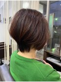 シースルーバング丸みショートボブスタイルダークグレージュ