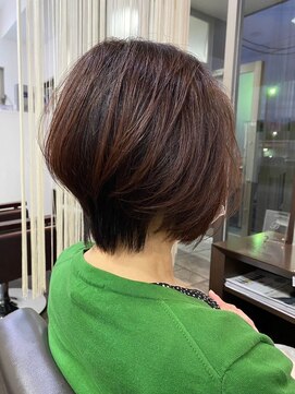 アーク シエル(Ark Ciel) くびれヘア丸みコンパクトショートボブダークアッシュ30代40代