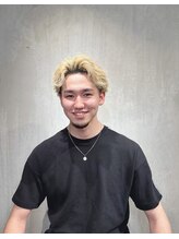 エストヘアーバイ フレンズ 新宿店(est hair by friends) Ryota 