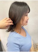インナーカラーベージュ×アッシュグレージュ＊外ハネミディ