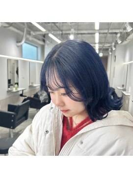 ジゼル 中津大分(GiseL) ネイビーブルー ブリーチカラー艶カラートリートメント