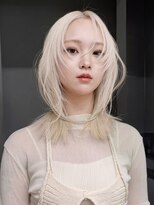 アルバム 渋谷パルコ(ALBUM) ブリーチホワイトベージュハイトーンロング_F20828