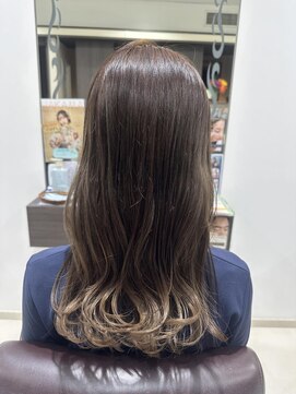 クロップ エス 茅ヶ崎本店(crop es) ミルクティーベージュ