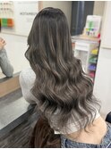 シルバーグレージュ
