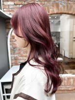 ラレイ ハラジュク(Lalei harajuku)&nbsp;【白石】ブリーチなし赤髪ワインレッド暖色艶カラーロング