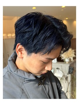 シー バイリリア メンズサロン(siie by LILIA.) ブルーブラックカラー