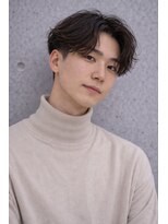 アムリタ(AMRITA)&nbsp;大人色気のあるナチュラルセンターパート_シオン