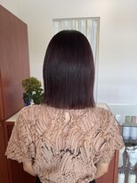 マド(mado) 切りっぱなしボブ