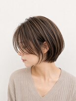 アッシュ 武蔵新城店(Ash)&nbsp;新城明るい白髪染め白髪ぼかしハイライト 大人ショートボブ