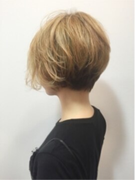 ディコ(Dico) 前下がりボブ