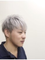 ケミカル 中庄店(KEMIKARU) ツーブロック+シルバー