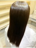 サラツヤストレートロング