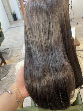 マリアバイアフロート(Maria by AFLOAT) 【艶々ミルクティーベージュ】