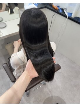 コア 梅田(Core) 髪質改善*大人可愛い*艶髪【core梅田】