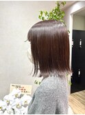 切りっぱなしボブ+レッドブラウンカラー