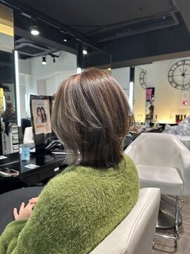 アンドバイモードケイズ (and by MODE K's) [サロンスタイル]レイヤーボブ/ハイライト/Aujua トリートメント