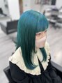 ミステル(MISTEL)&nbsp;Wブリーチ＋カラーで発色の良いグリーン　