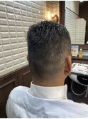 高め刈り上げスタイル