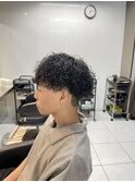 波巻きパーマ　スパイラルパーマ　メンズカット　縦落ちパーマ