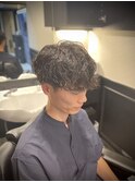 マッシュ ツーブロック ゆるふわパーマ メンズ 田町