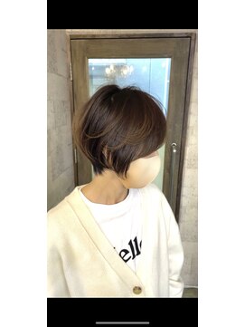 プラグ ヘアーデザイン 大名店(PLUG hair design) ショートボブ/ショートヘア/脱白髪染め/白髪ぼかし/髪質改善
