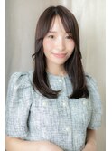 センターパート抜け感ヘアエアストレートTb9浦和20代30代40代