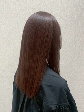 アクセ うるツヤ美シルエットロングヘア髪質改善×透明感ブラウンカラー