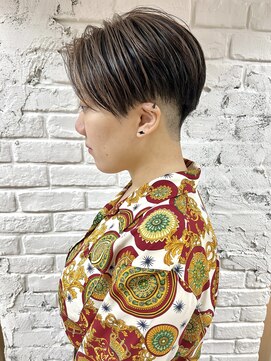 【VIVO】ツーブロックセンターパート 刈り上げ アンブレラカラー