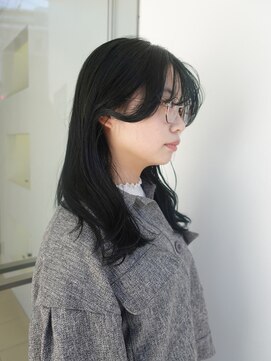 フォークロア 本店(Folk Lore) 暗めオリーブ/レイヤーカット