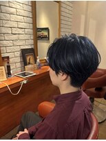 ヘアメイク フレンシア(hair make flencia)&nbsp;深みのあるブルーブラックが際立つマッシュ【113スタイル】