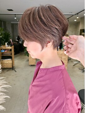 ハーフェン(HAfeN) 【札幌円山美容室】くびれハンサムショート