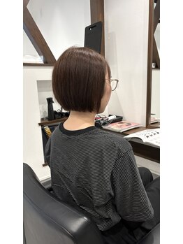 ヘアブリス アナザーワールド(hair bliss ANOTHER WORLD)の写真/髪を極力傷ませない技術が人気の秘訣★40代~の気になり始めた白髪も上品×お洒落に染めます。