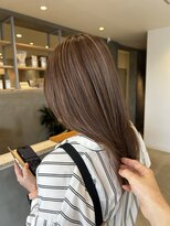 ロテ(LOTE.)&nbsp;一宮/ ハッシュウルフ ロングウルフカット ミントグレージュ
