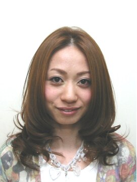 ファルコヘア 練馬店(FALCO hair) 重ためレイヤースタイル　　「FALCO練馬駅店」