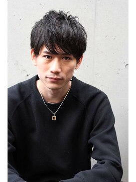 トルネード(TORNADO) 黒髪ショートレイヤー